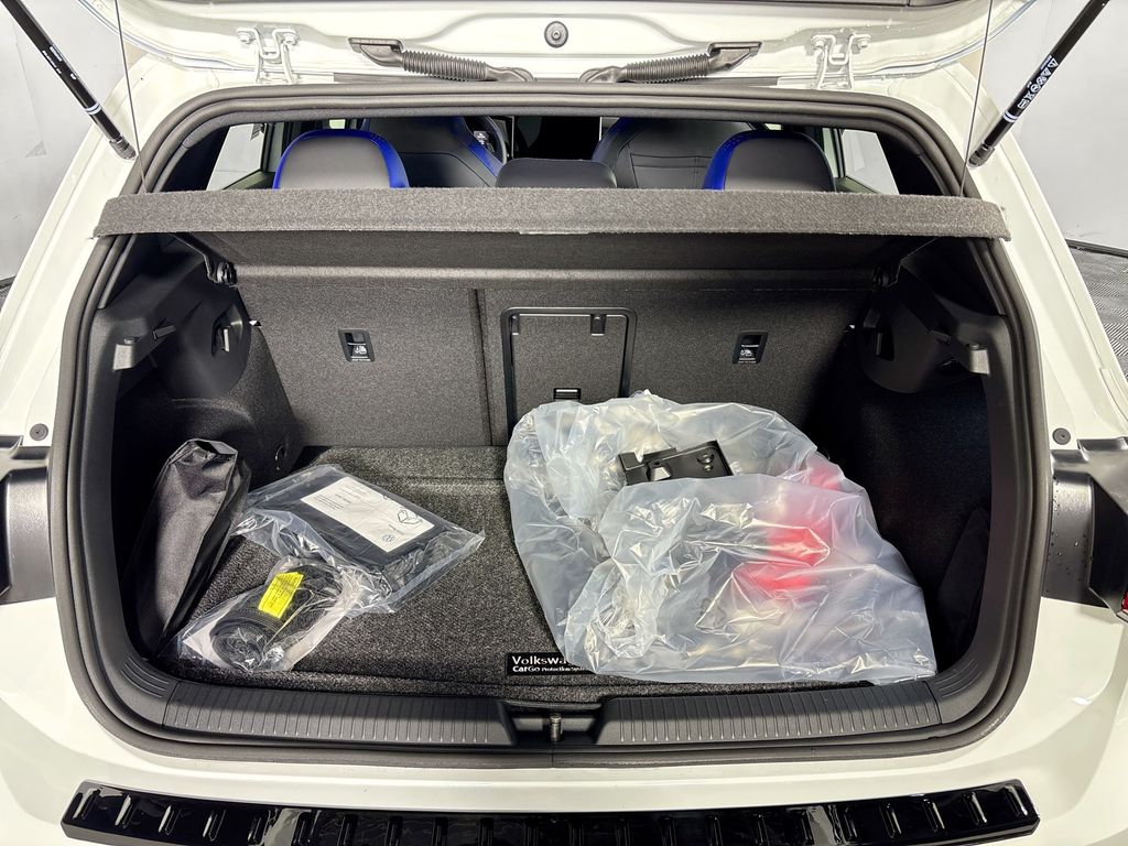 2026 Volkswagen Golf R 2.0T