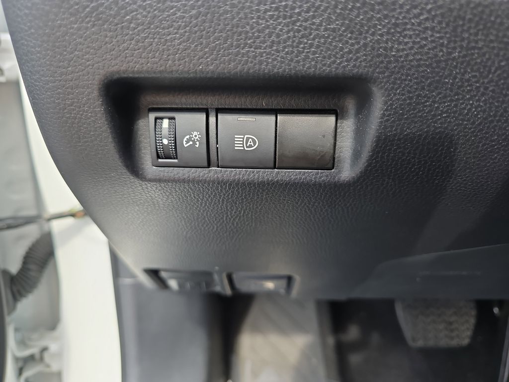 2024 Ice Cap Toyota RAV4 XLE FWD SUV