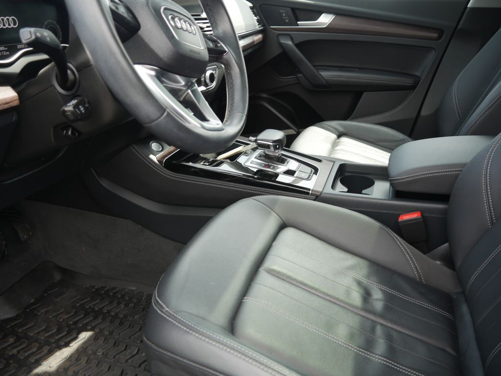 Thumbnail: 2023 Audi Q5 - 18
