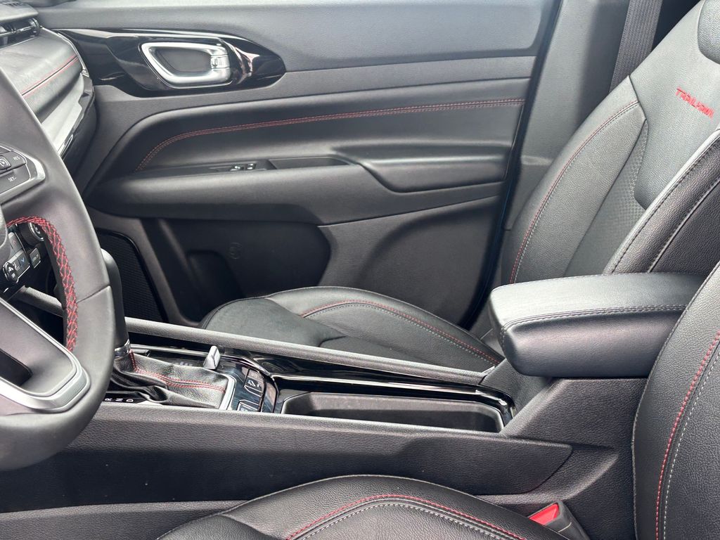 Used Car 2025 Jeep Compass  Trailhawk For Sale Under $30,000 In Austin, Texas