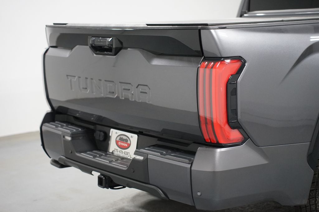 Thumbnail: 2024 Toyota Tundra - 10