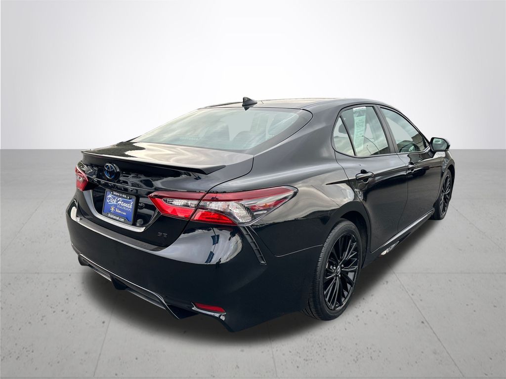 2022 Toyota Camry Hybrid Nightshade