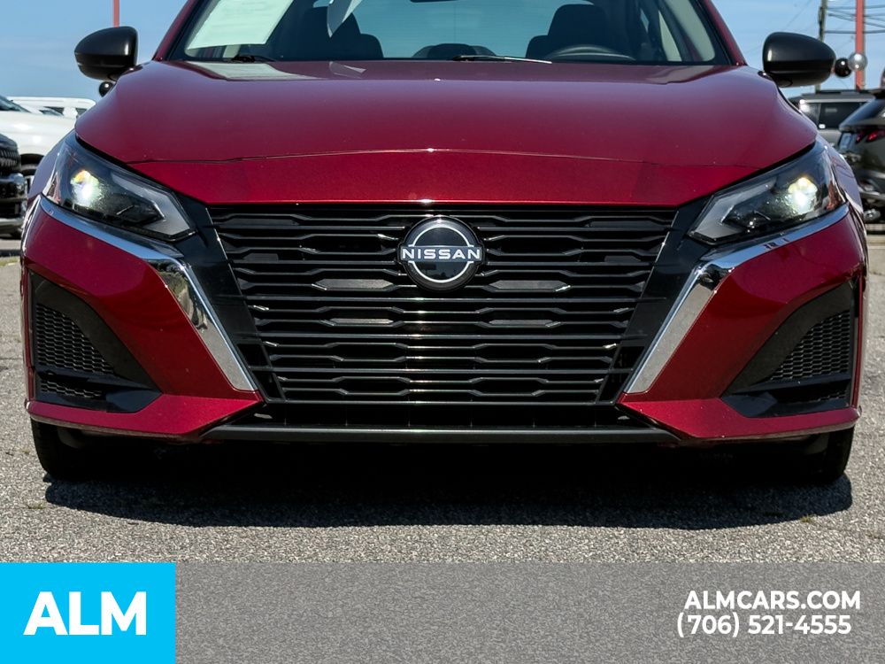 2025 Nissan Altima SV - Photo 6
