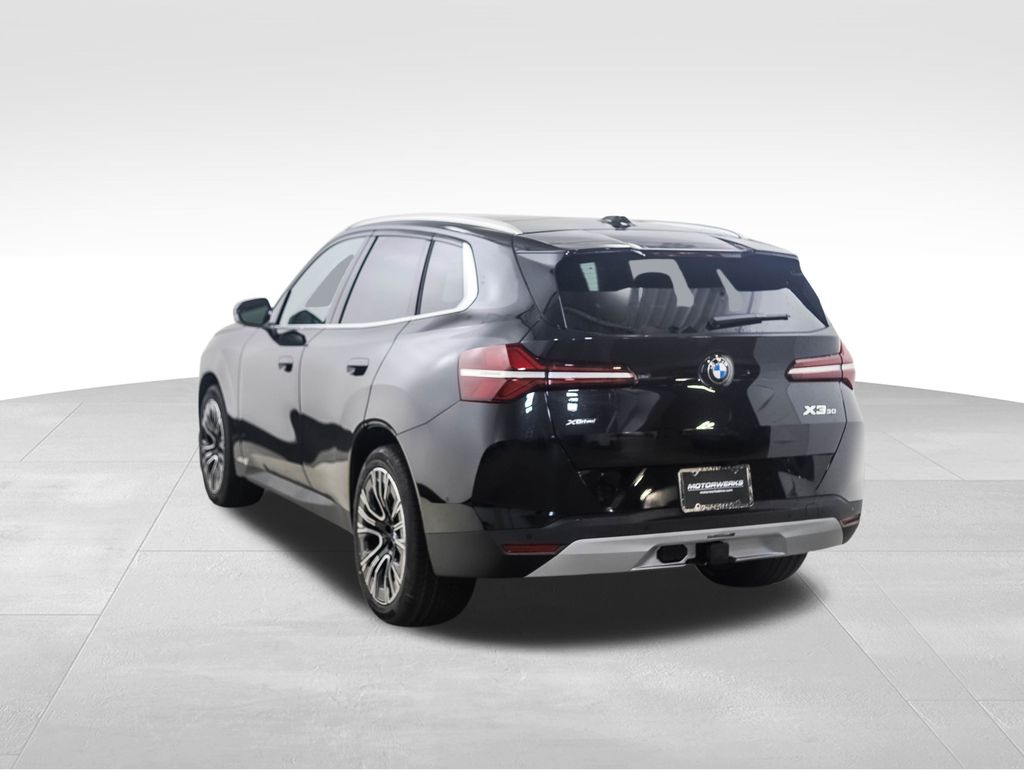 Thumbnail: 2026 BMW X3 - 3