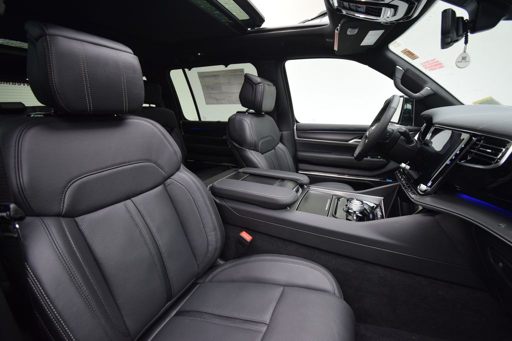 new 2026 Jeep Grand Wagoneer car, priced at $95,550