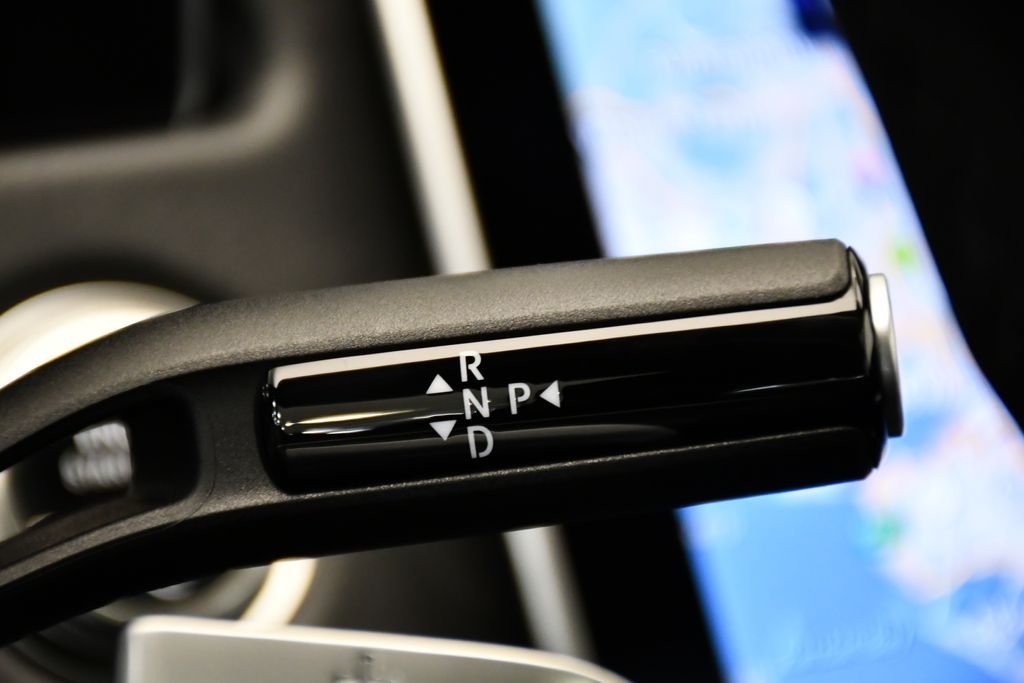 Thumbnail: 2026 Mercedes-Benz E-Class - 25