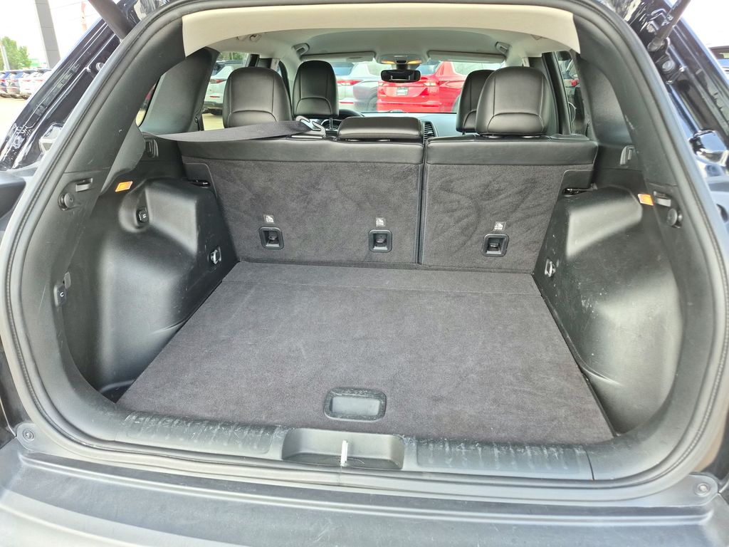 2023 Jeep Cherokee Altitude Black at Community Toyota