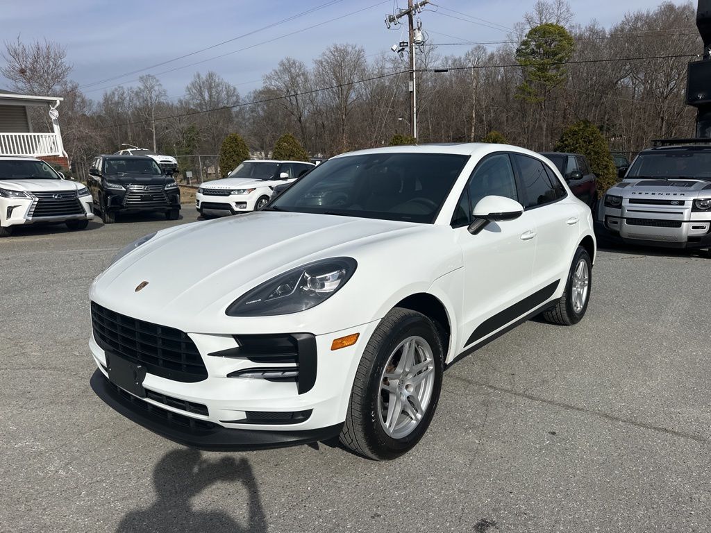 2021 Porsche Macan Base's photo