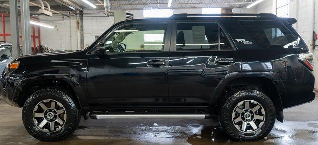 2019 Toyota 4Runner TRD Off-Road Premium - 8