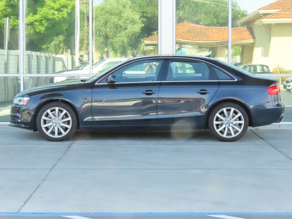 Thumbnail: 2013 Audi A4 - 2