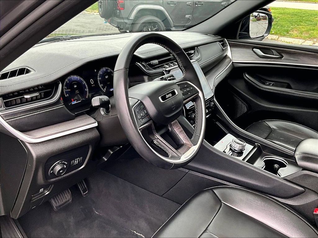 2024 Jeep Grand Cherokee — photo 8