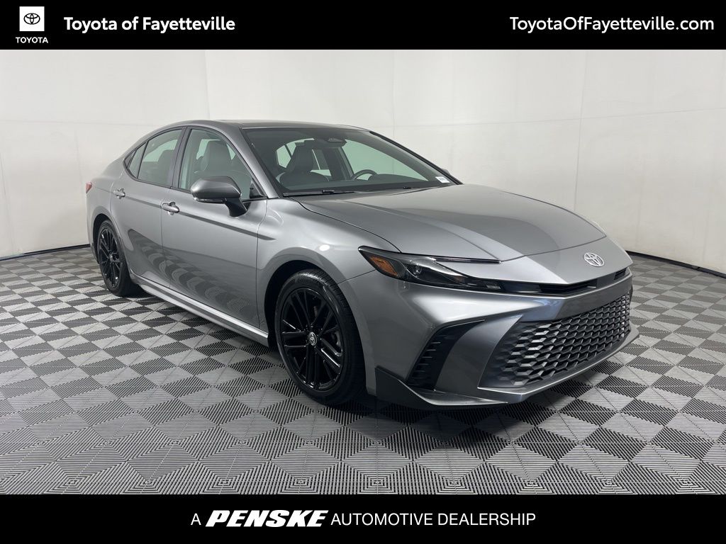 2025 Toyota Camry SE 16