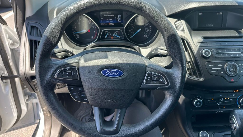 2017 Ford Focus SE 5