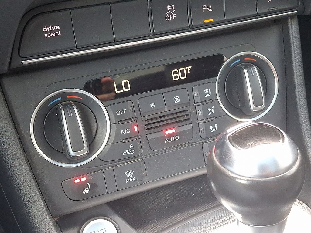 2016 Audi Q3 Prestige 16