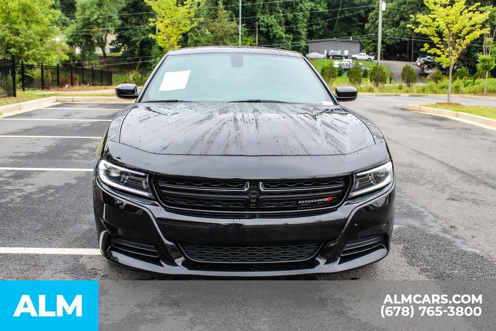 Used 2023 Black Dodge SXT image 10