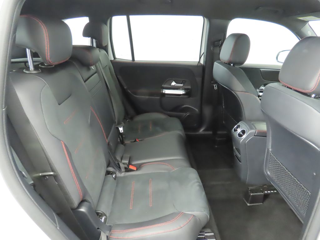2022 Mercedes-Benz GLB 250 22