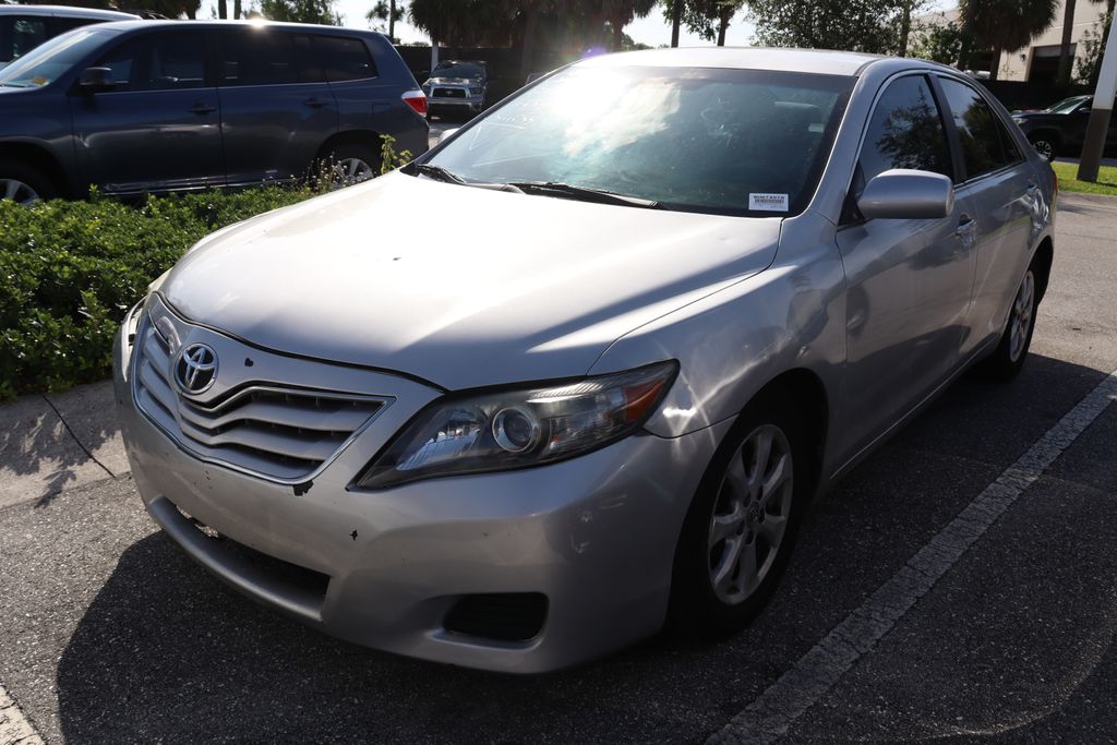 2011 Toyota Camry LE 2