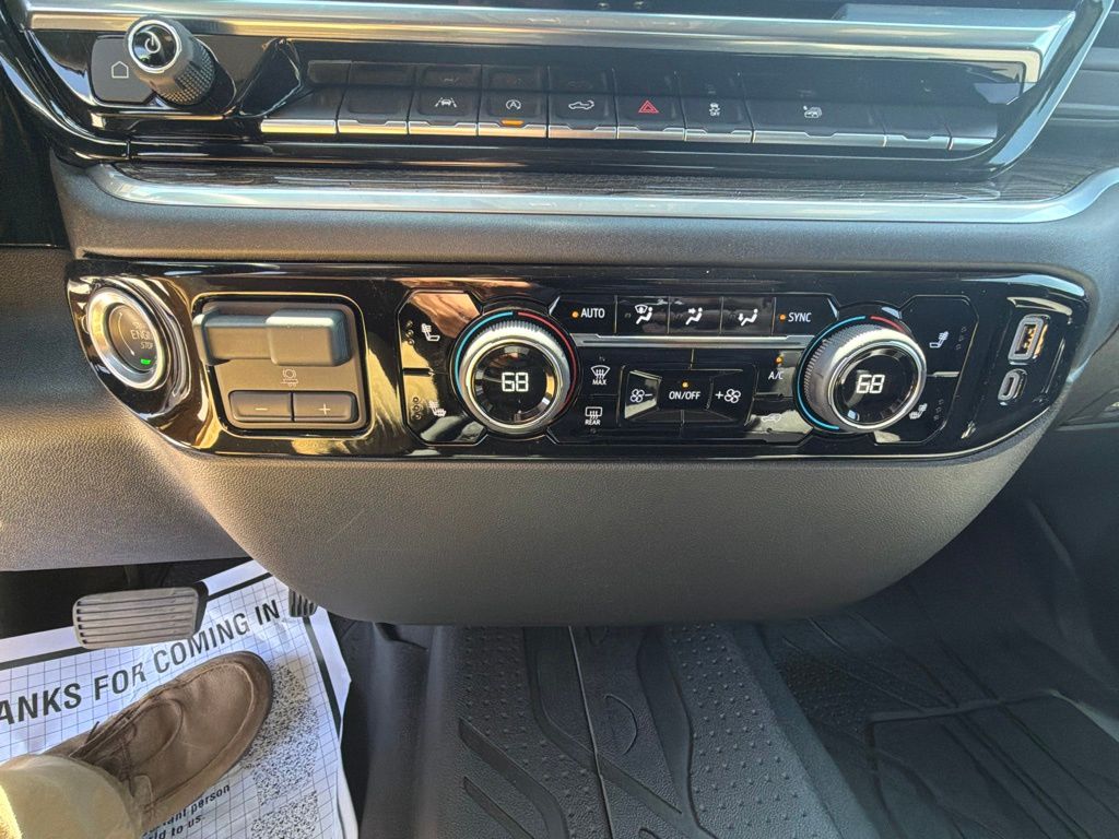 ChevroletSilverado 150023