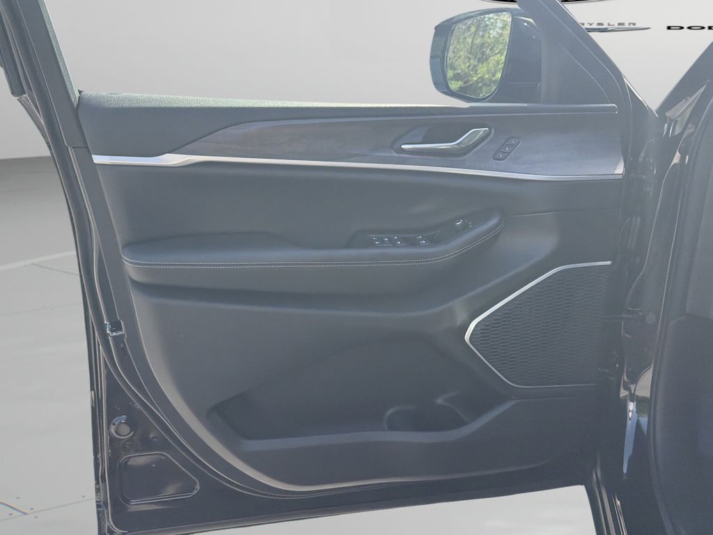 New 2026 Black Jeep Limited image 18