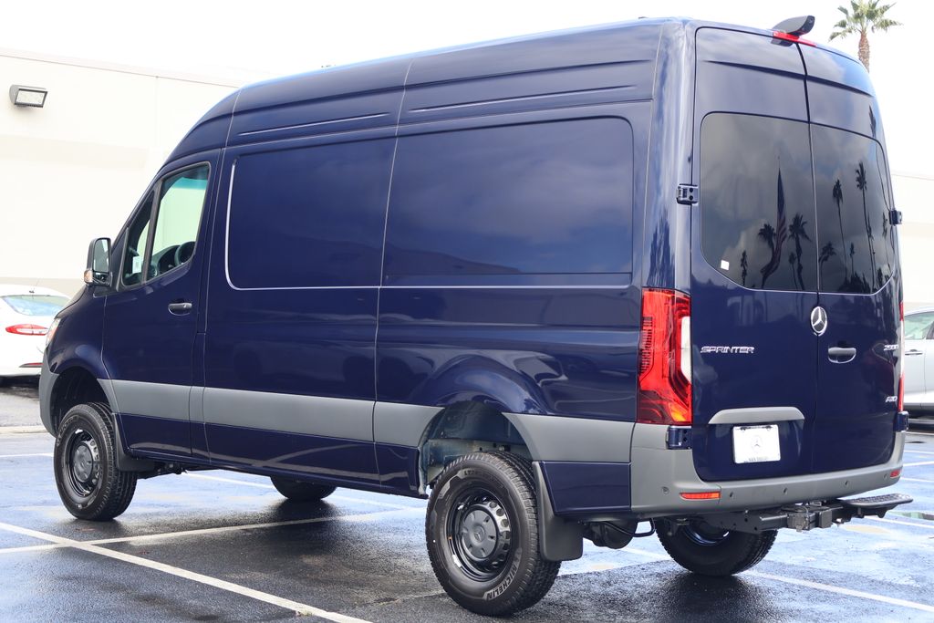 Thumbnail: 2026 Mercedes-Benz Sprinter - 2