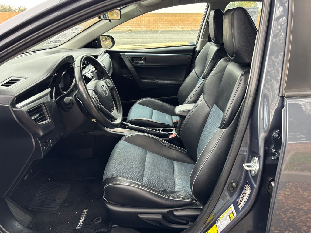 Thumbnail: 2016 Toyota Corolla - 22