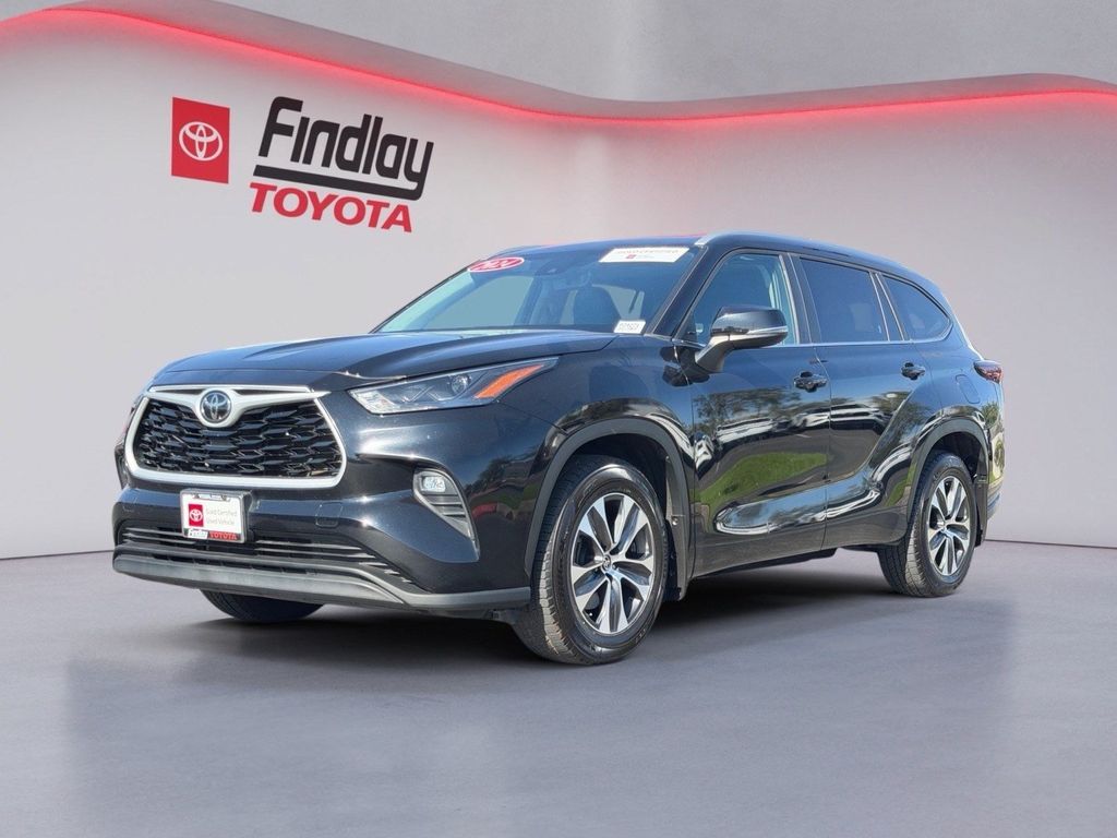 Midnight Black Metallic 2024 Toyota Highlander SUV / Crossover All-Wheel Drive 8-Speed Automatic