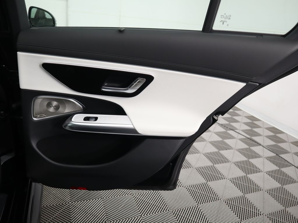 Thumbnail: 2026 Mercedes-Benz E-Class - 29