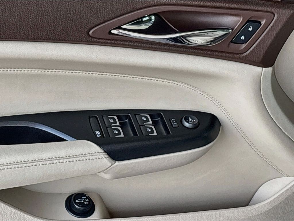 Thumbnail: 2015 Cadillac SRX - 23