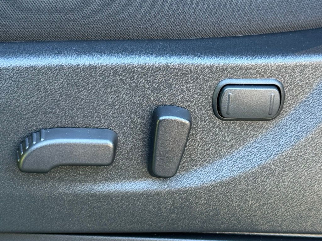 New 2026 Nissan Frontier Truck