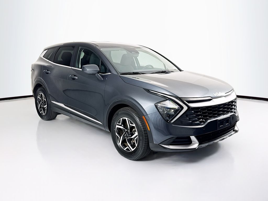 Thumbnail: 2023 Kia Sportage - 3
