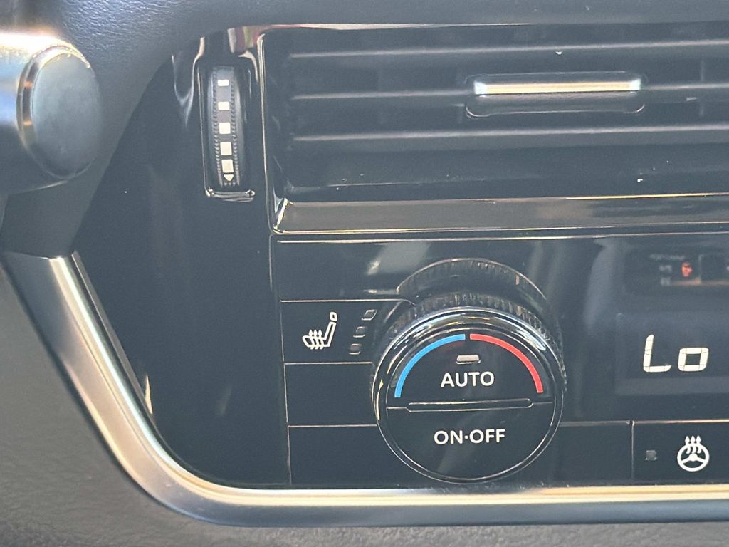 Used 2023 Nissan Rogue SL 4D Sport Utility