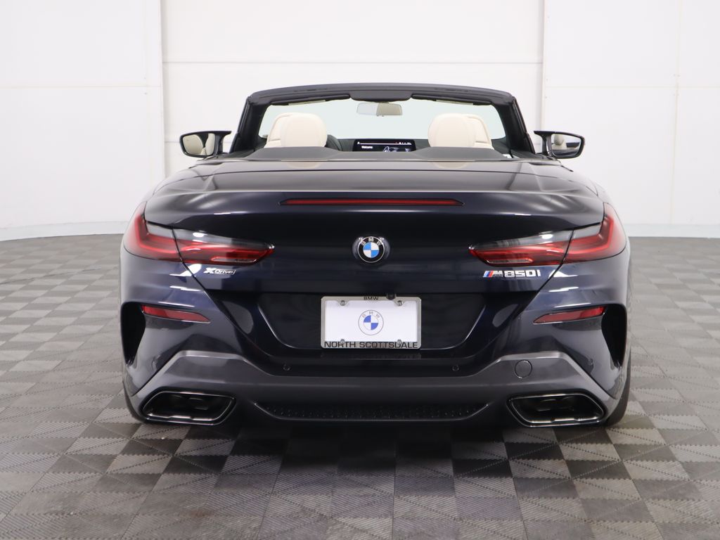 2025 BMW 8 Series M850i xDrive 6