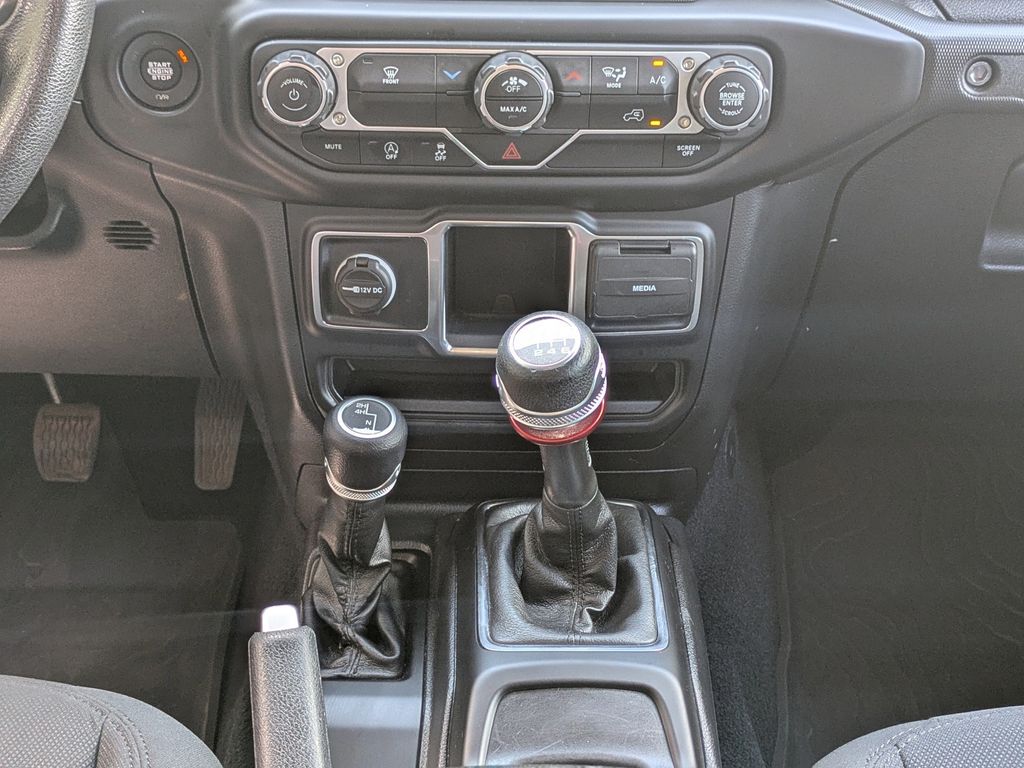 2022 Jeep Gladiator Sport 4x4