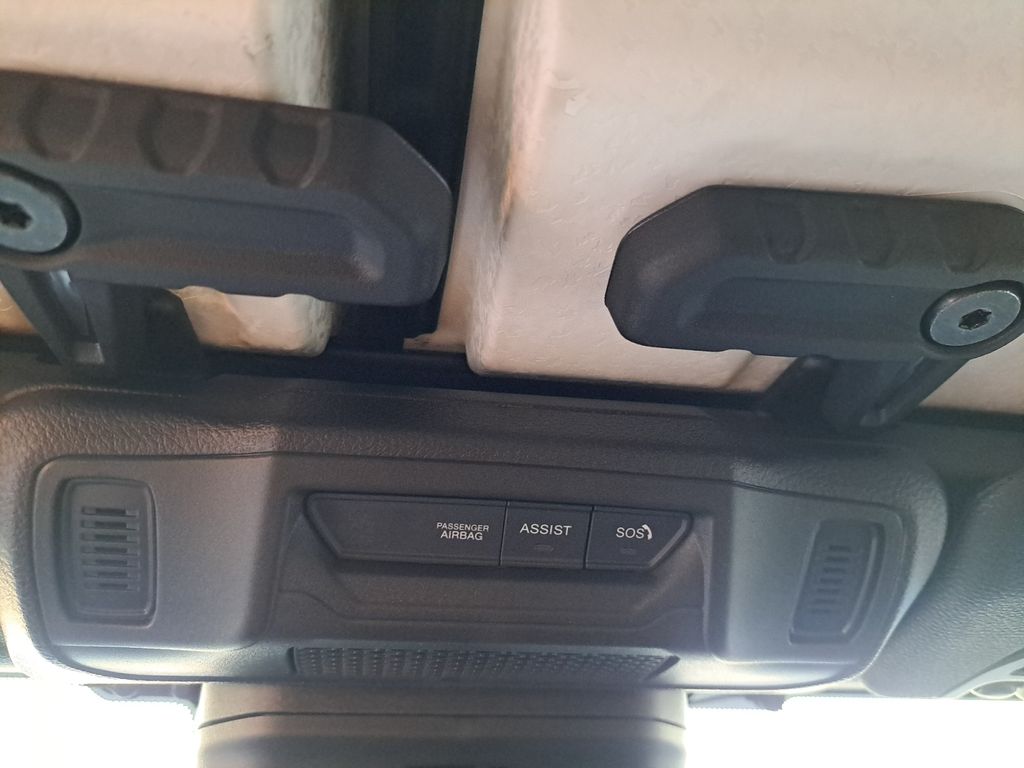 New Car 2025 Jeep Gladiator  Mojave For Sale Under $50,000 In Austin, Texas