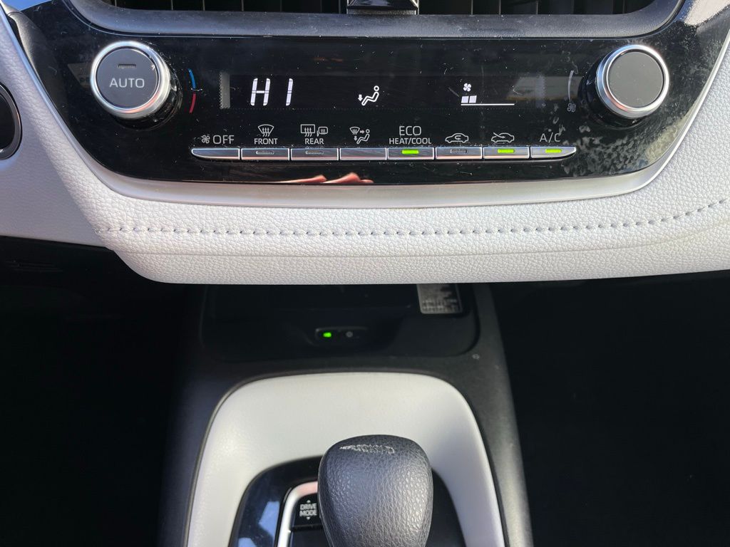 Thumbnail: 2024 Toyota Corolla - 18