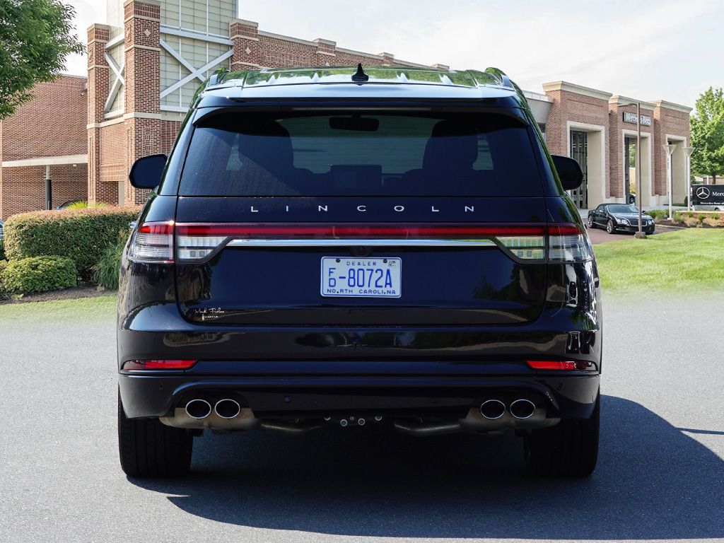 Thumbnail: 2024 Lincoln Aviator - 6