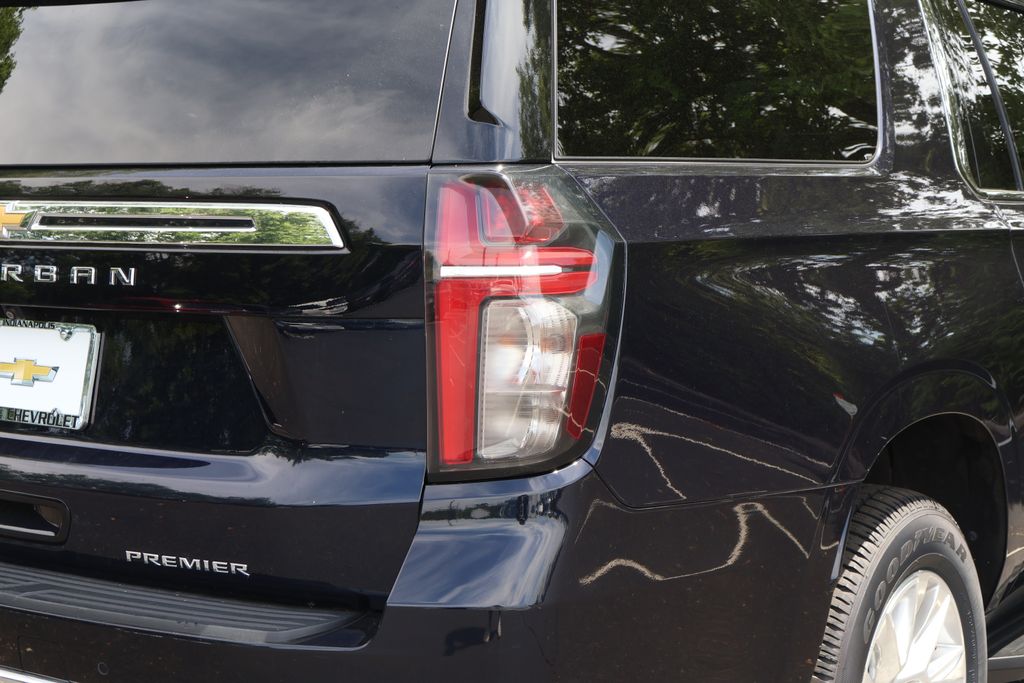 Thumbnail: 2024 Chevrolet Suburban - 10