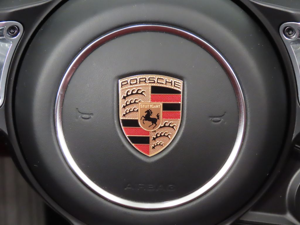 Thumbnail: 2017 Porsche 911 - 28