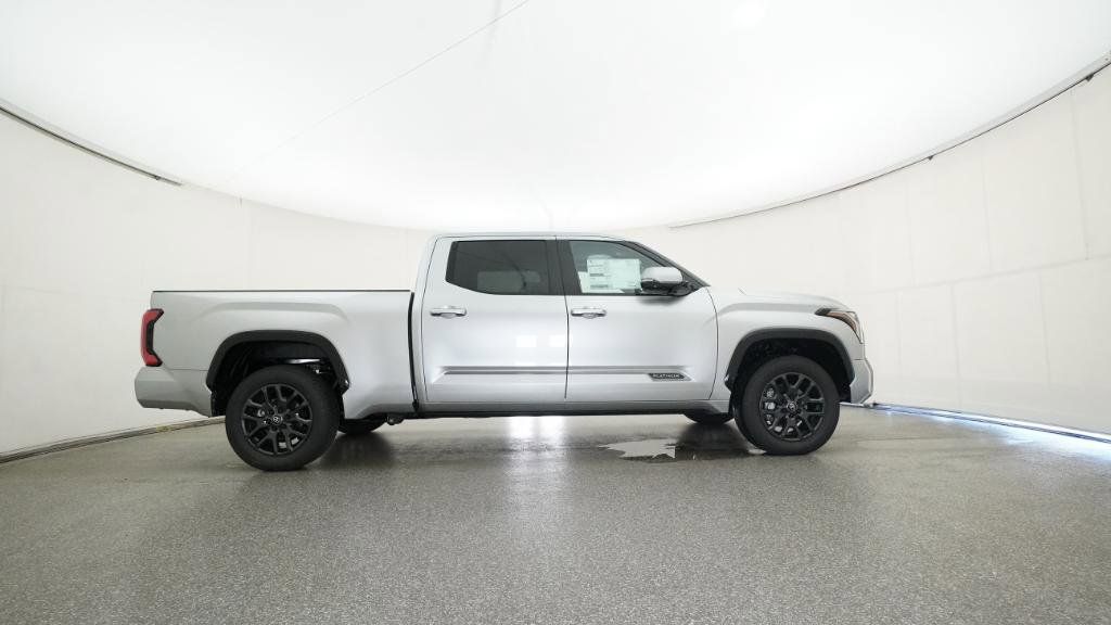 Thumbnail: 2025 Toyota Tundra - 10