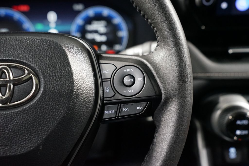 Thumbnail: 2023 Toyota RAV4 - 13