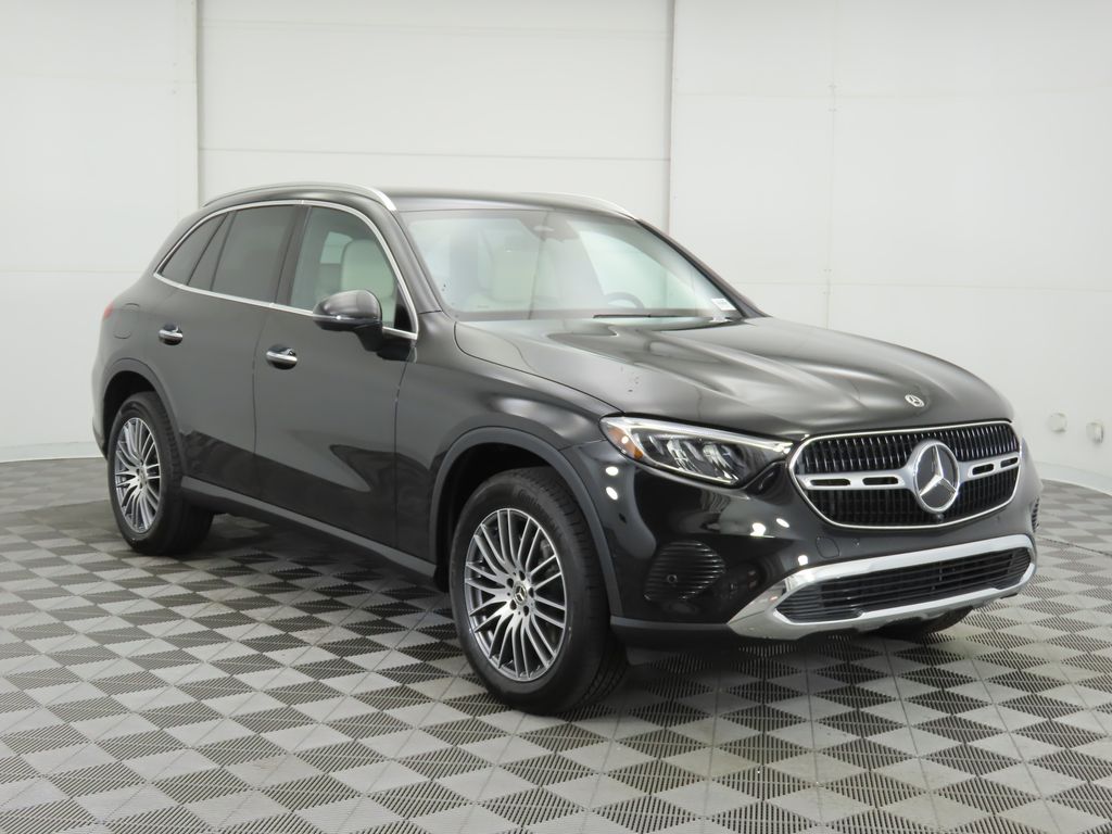 2024 Mercedes-Benz GLC 300 3