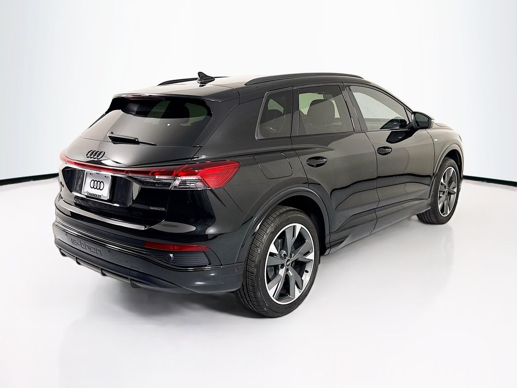 Thumbnail: 2023 Audi Q4 e-tron - 5