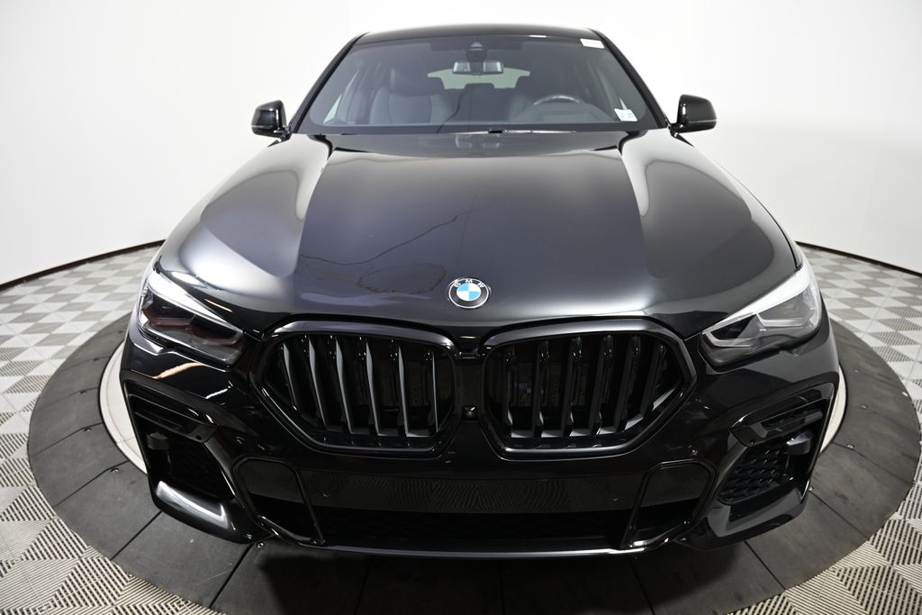 Thumbnail: 2022 BMW X6 - 8