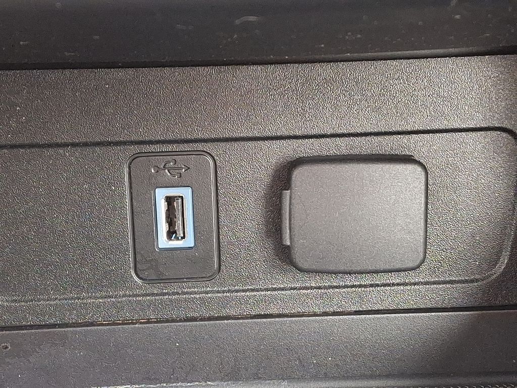 Thumbnail: 2018 Ford Escape - 25