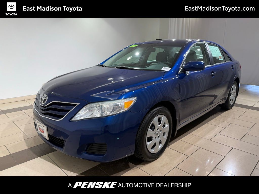 2010 Toyota Camry LE -
                Madison, WI