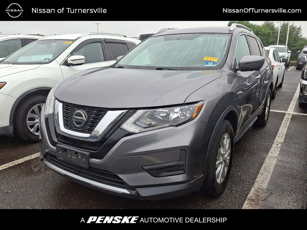 2018 Nissan Rogue SV Hero Image