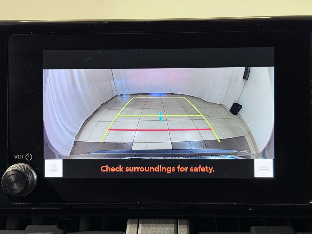 Thumbnail: 2025 Toyota RAV4 - 27