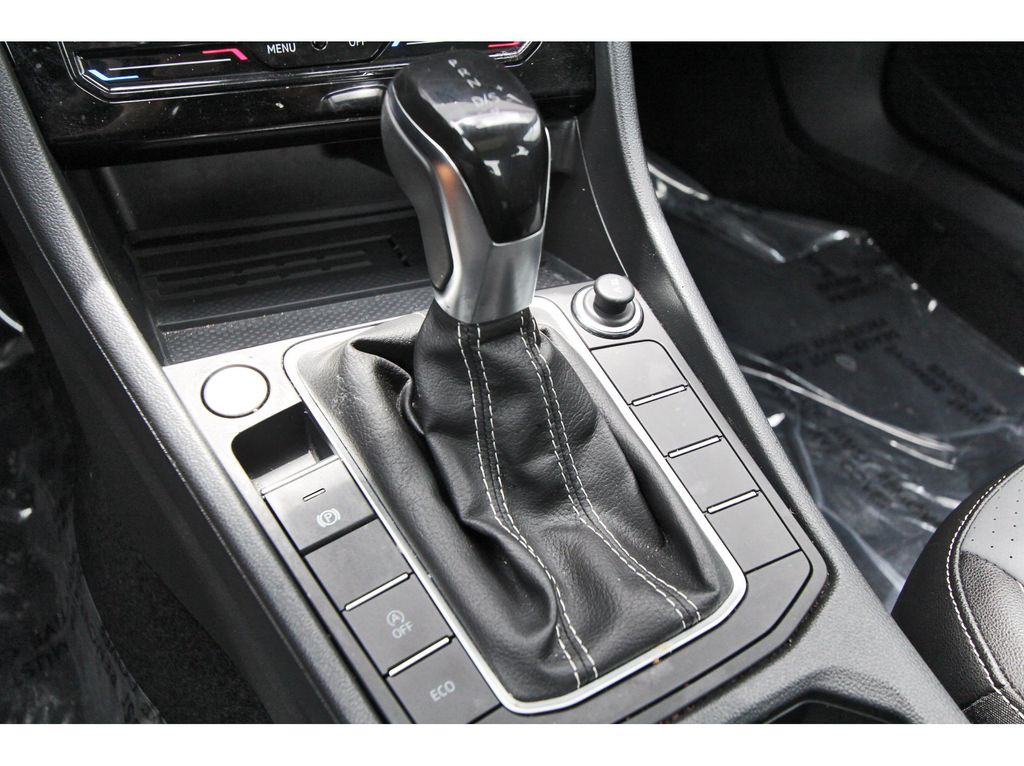 2025 Volkswagen Jetta 1.5T SE Gray at Community Toyota