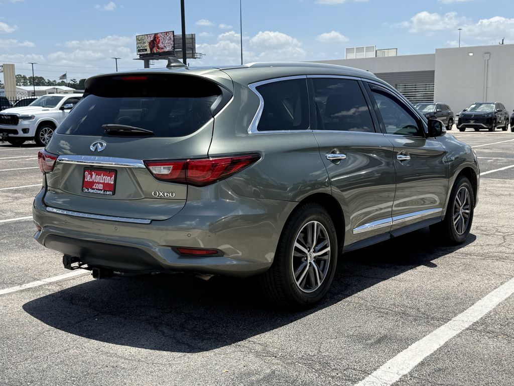 2017 INFINITI QX60 Base - 4