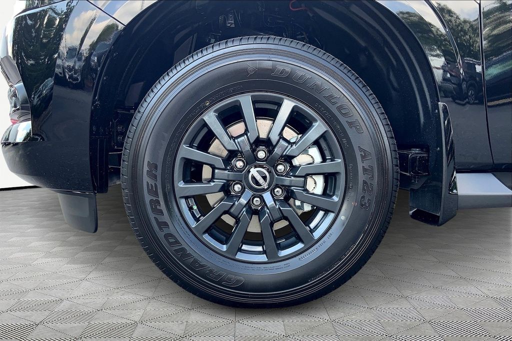 2025 Nissan Armada SV - Photo 6